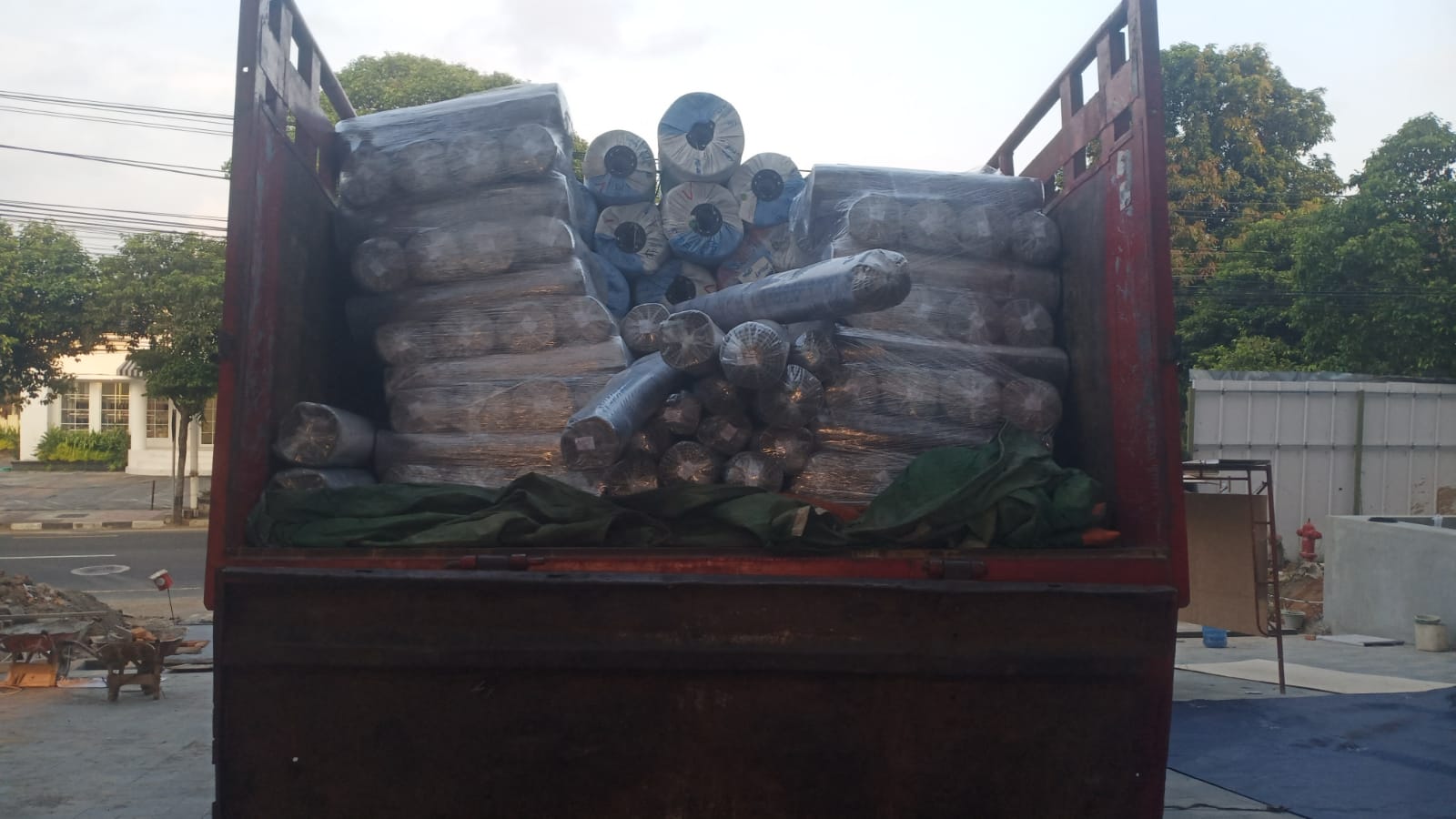 Jasa Pengiriman Barang PT Jawa Berkarya di Sidoarjo